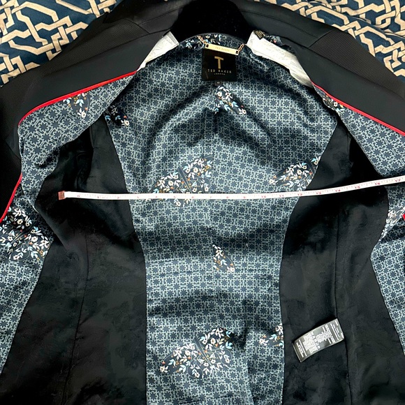 Ted Baker Tuxedo Blazer NWOT - Picture 15 of 16